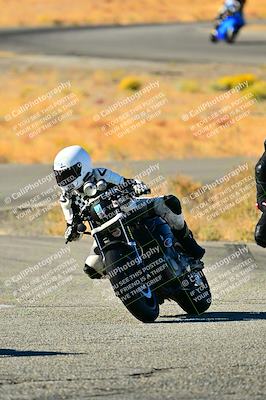 media/Nov-17-2024-Classic Track Day (Sun) [[11951c166c]]/Group 2/Session 4 (Turn 13)/